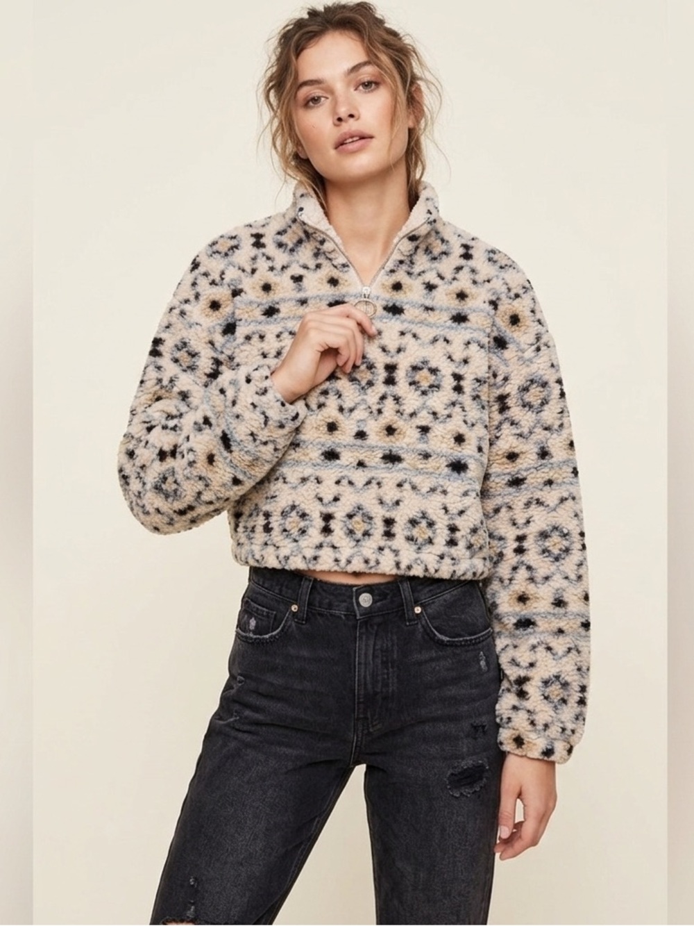 Love Tree - Sherpa Cropped Pullover​​​